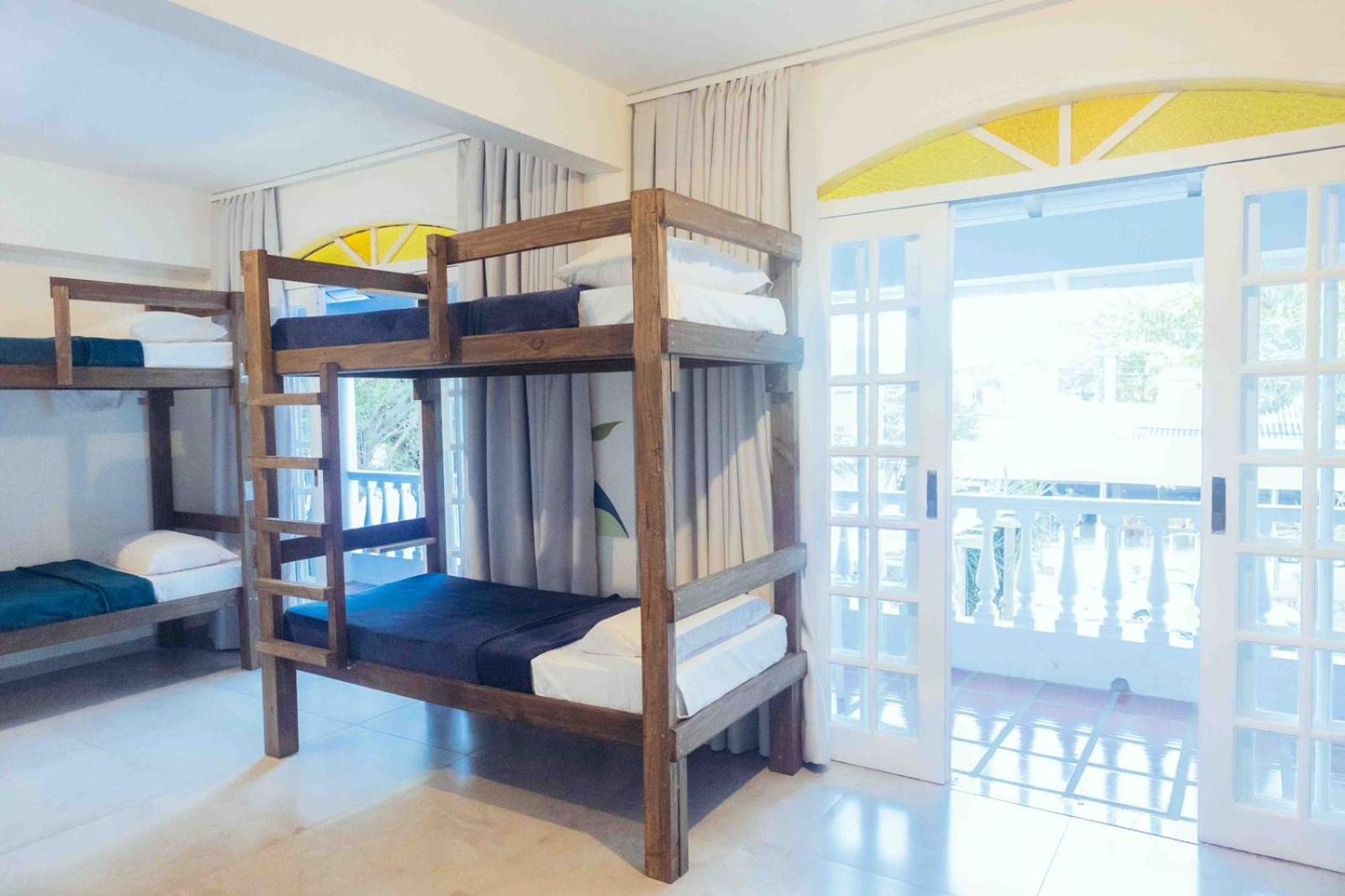 Sea Wolf Hostel - Lagoa Da Conceicao Florianópolis Buitenkant foto